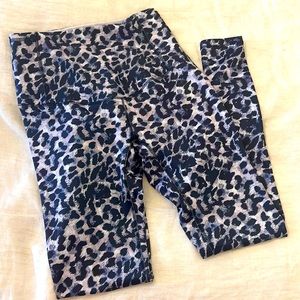 BEWildHER Leggings